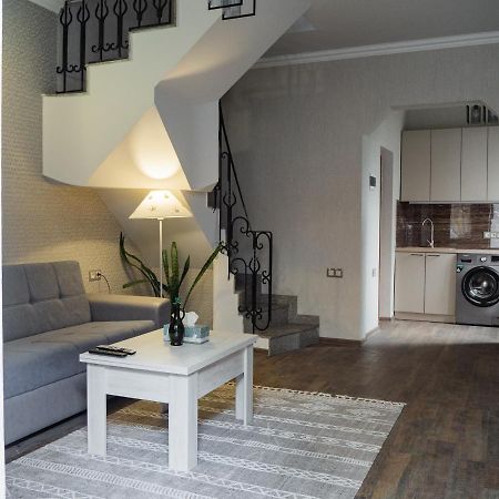Bonvenon Capsule Hostel Yerevan Ngoại thất bức ảnh