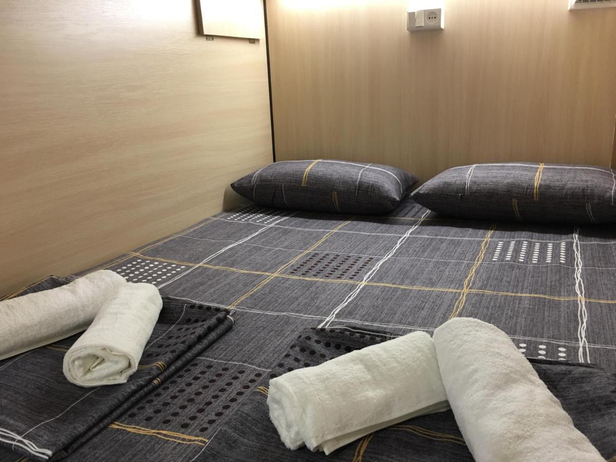 Bonvenon Capsule Hostel Yerevan Ngoại thất bức ảnh