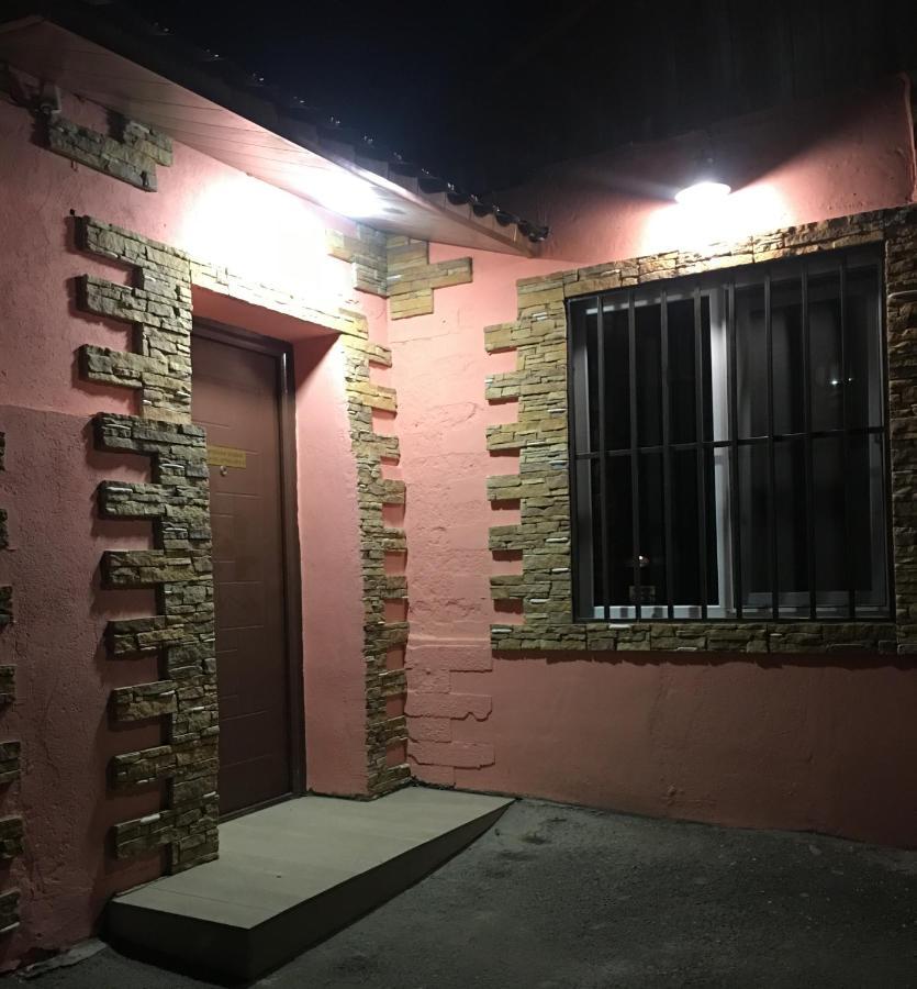 Bonvenon Capsule Hostel Yerevan Ngoại thất bức ảnh
