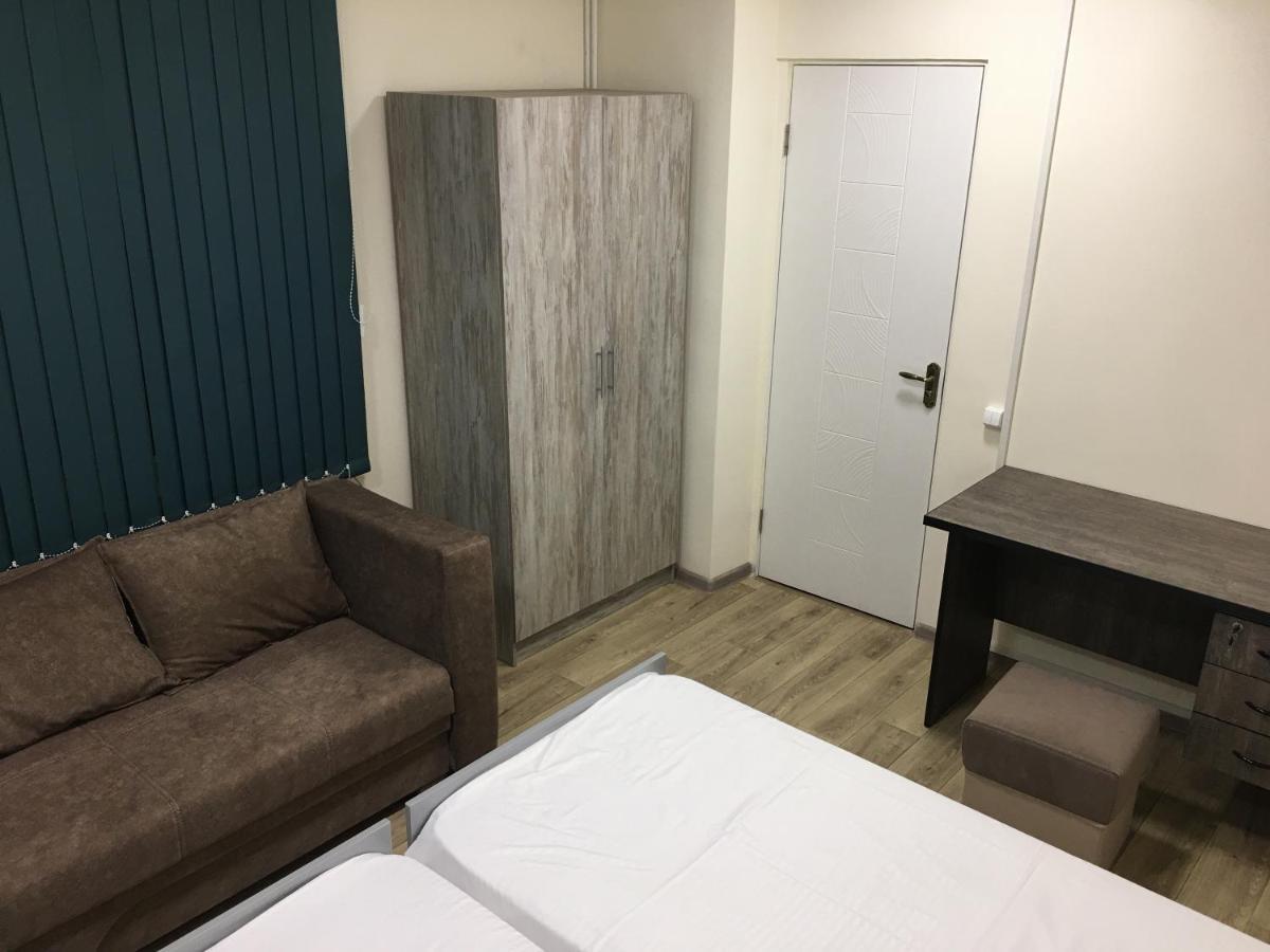 Bonvenon Capsule Hostel Yerevan Ngoại thất bức ảnh
