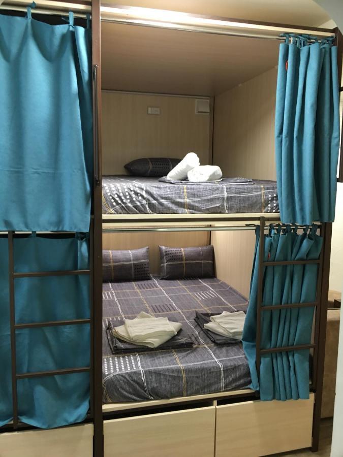 Bonvenon Capsule Hostel Yerevan Ngoại thất bức ảnh