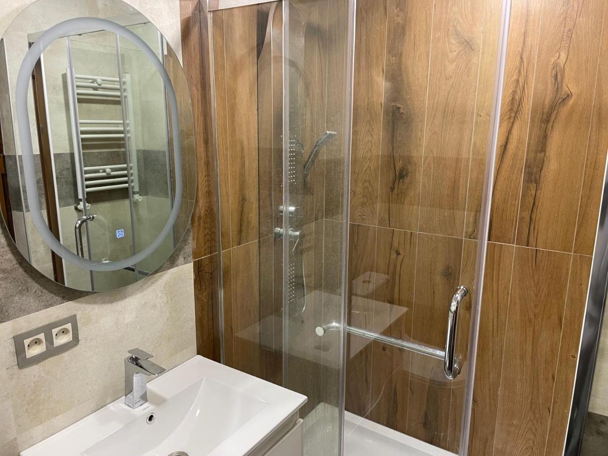 Bonvenon Capsule Hostel Yerevan Ngoại thất bức ảnh
