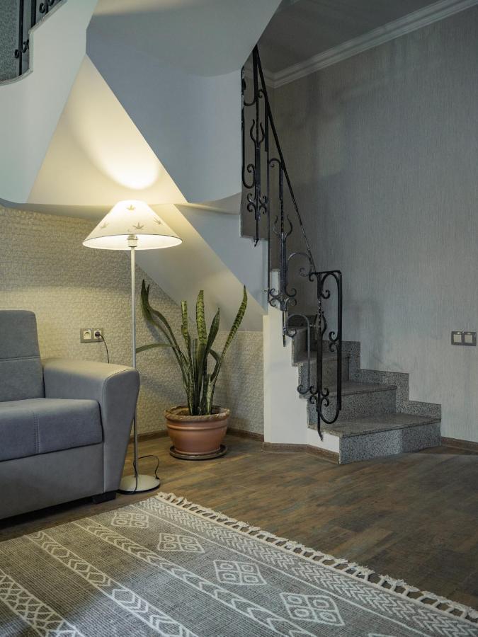 Bonvenon Capsule Hostel Yerevan Ngoại thất bức ảnh